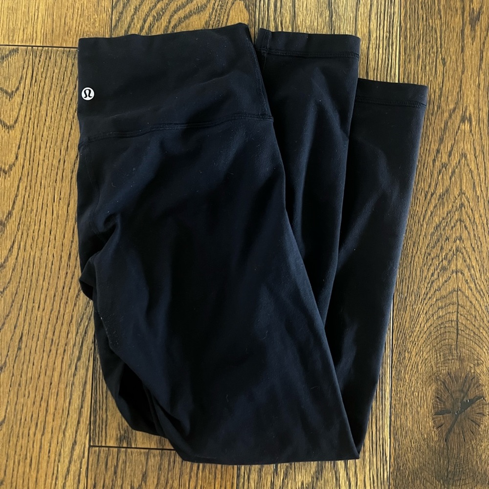 Lululemon Wunder Under 25”